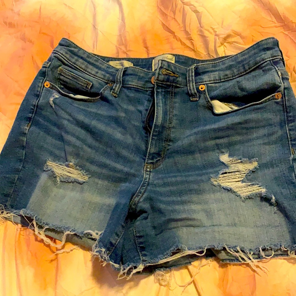 Jean distressed shorts